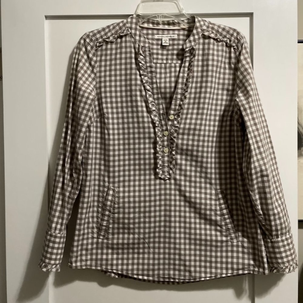 Banana Republic Petite Checked Blouse with Pockets and Ruffles 100% Cotton